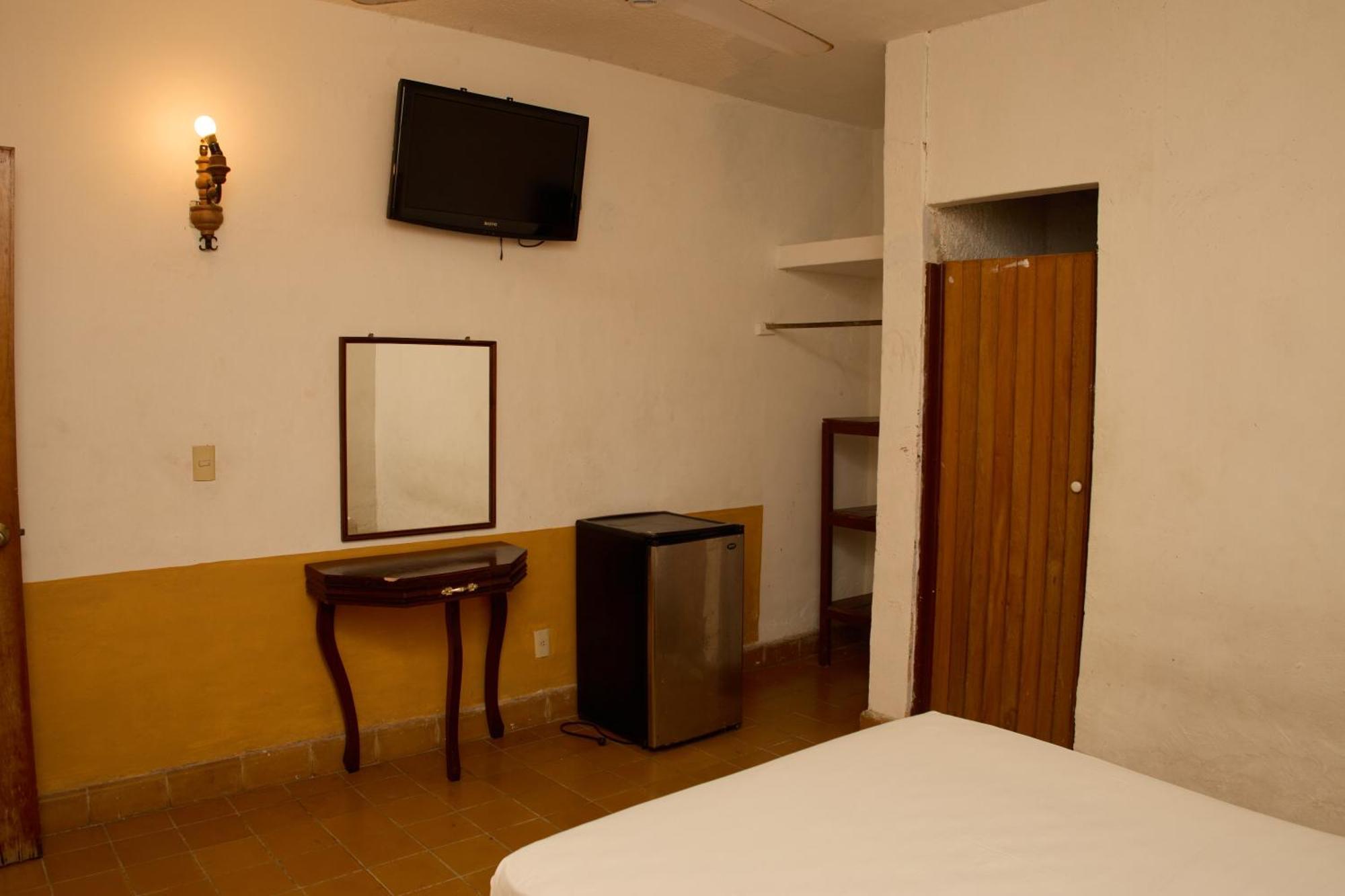 Hotel San Lorenzo Бара де Навидад Екстериор снимка