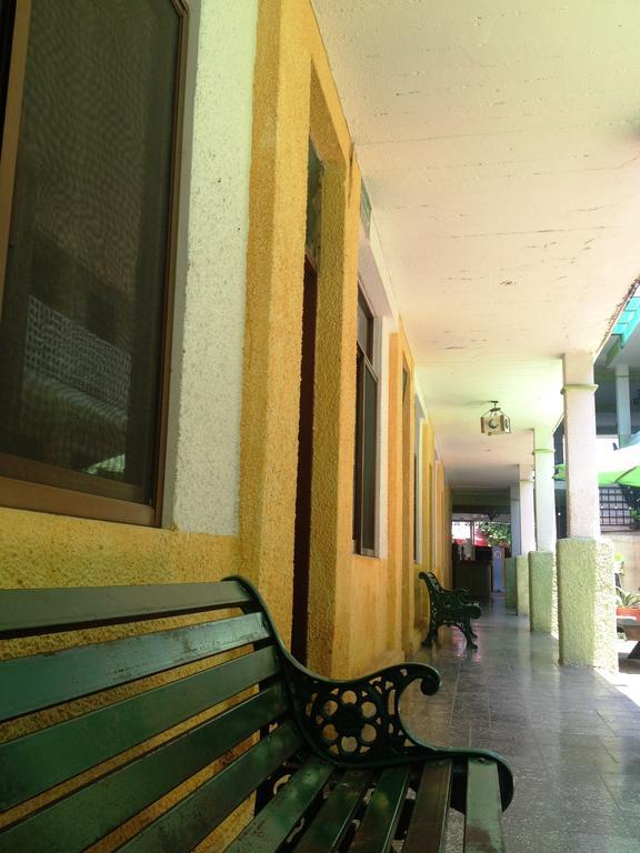 Hotel San Lorenzo Бара де Навидад Екстериор снимка