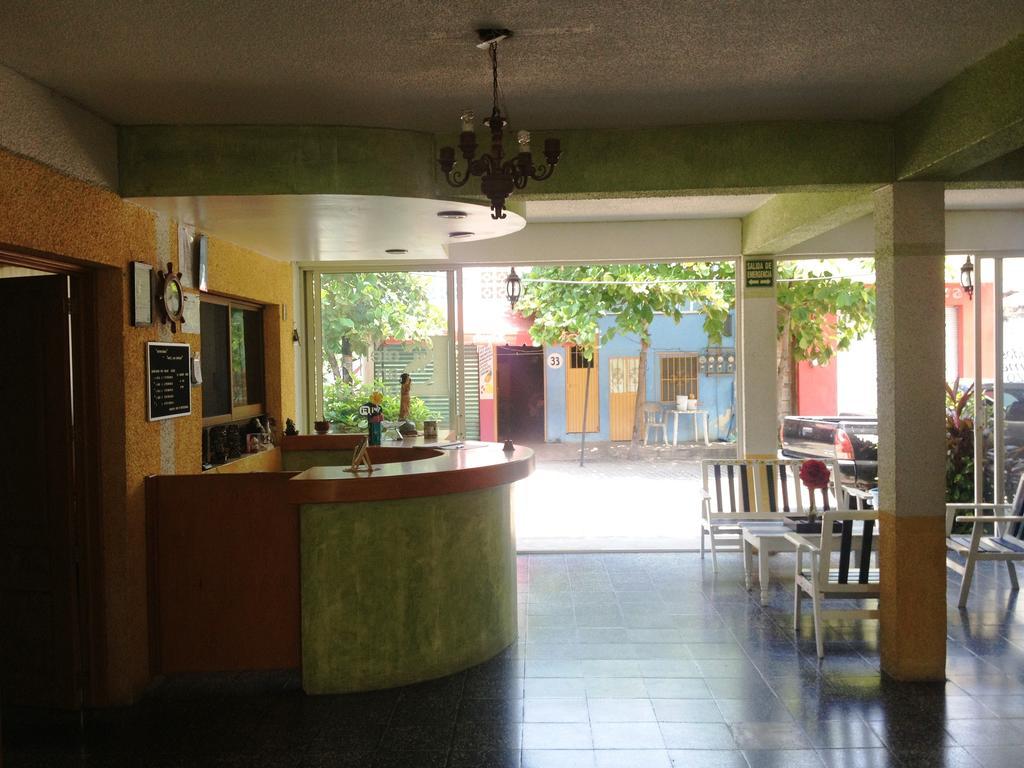 Hotel San Lorenzo Бара де Навидад Екстериор снимка
