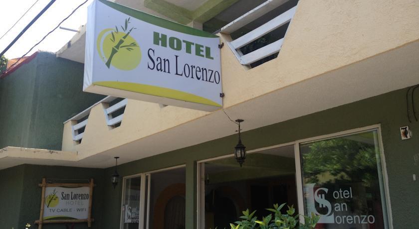 Hotel San Lorenzo Бара де Навидад Екстериор снимка